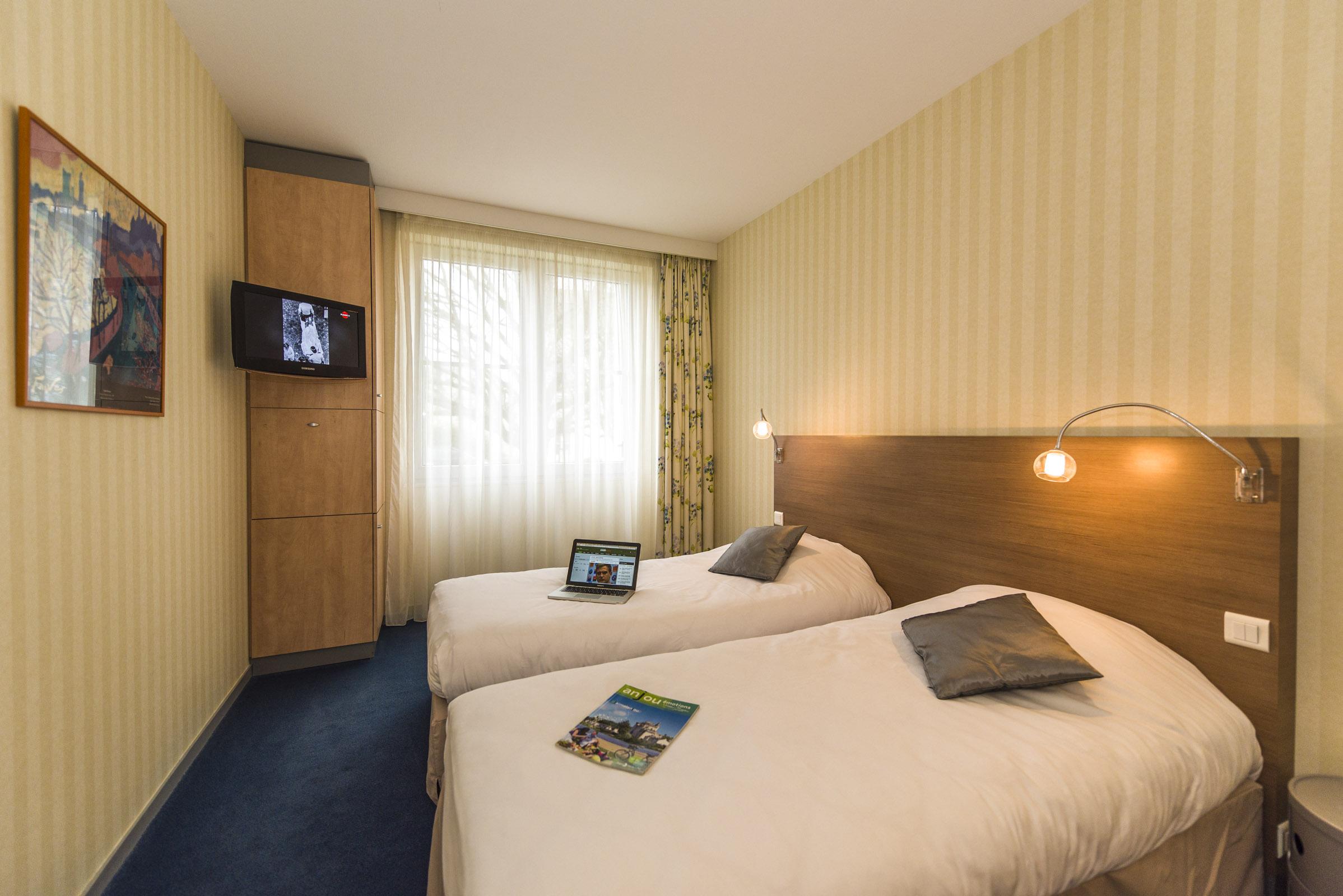 Hotel Mileade Le Domaine De La Blairie - Saumur Saint-Martin-de-la-Place エクステリア 写真