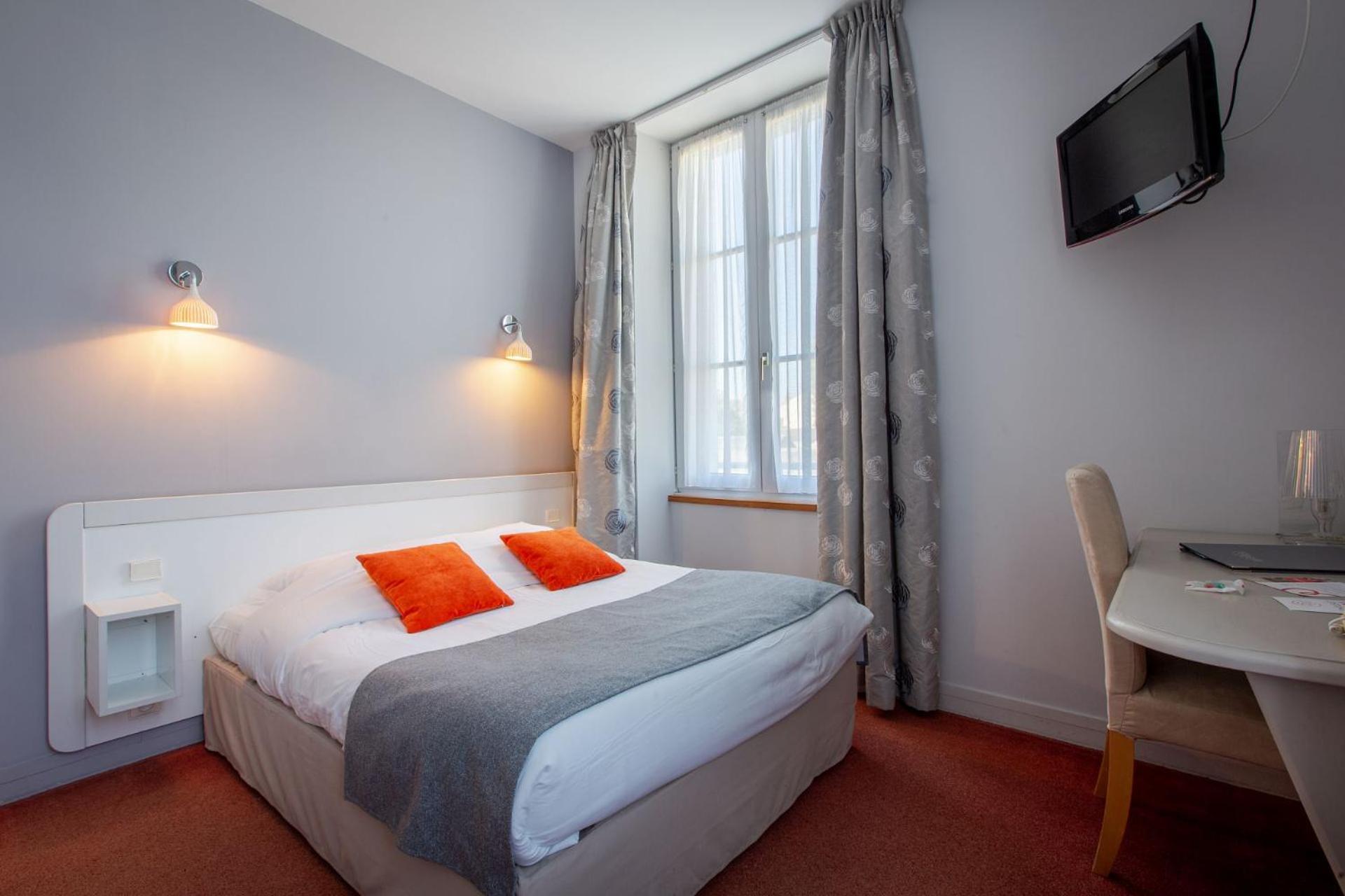 Hotel Mileade Le Domaine De La Blairie - Saumur Saint-Martin-de-la-Place エクステリア 写真