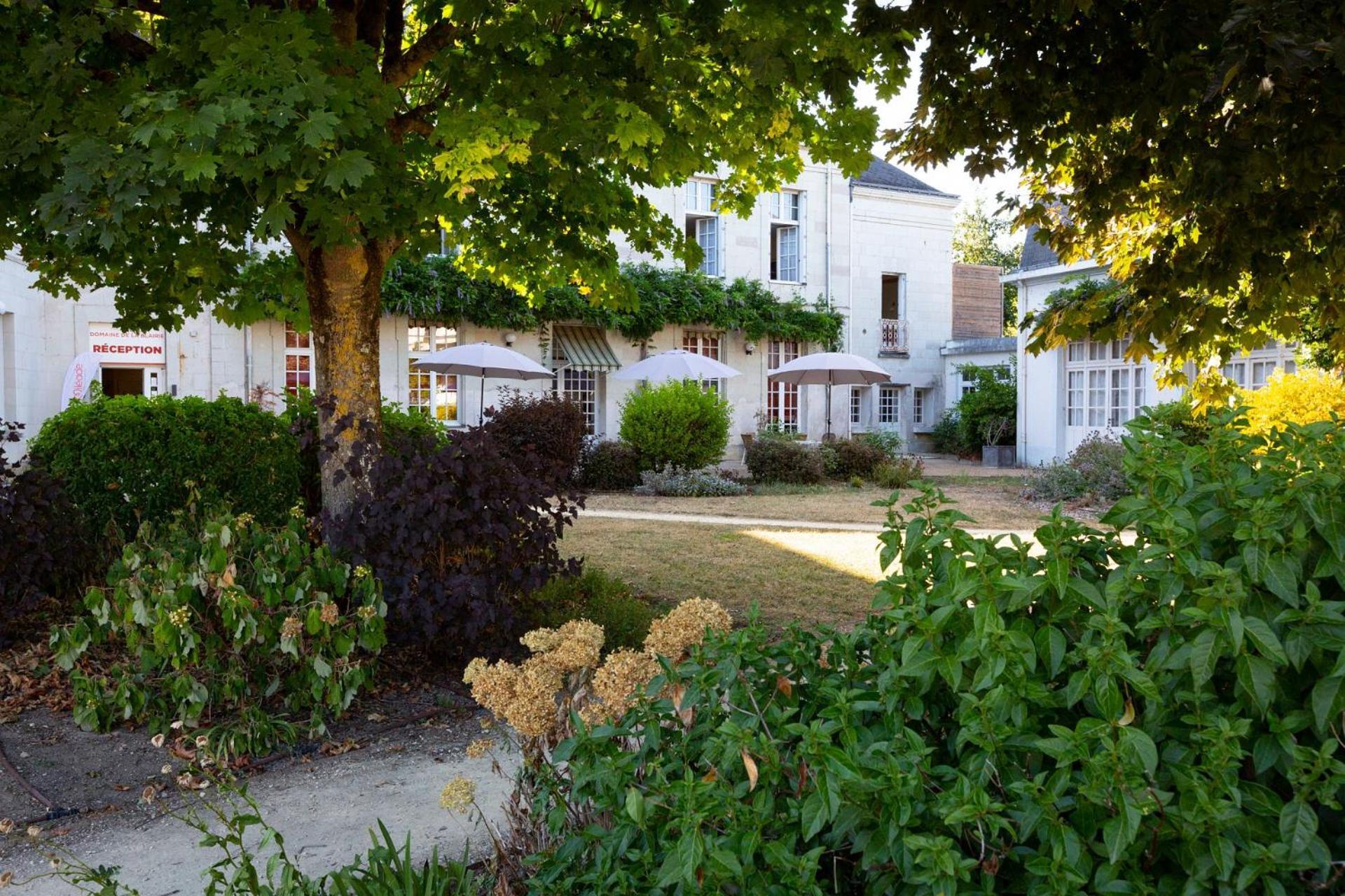 Hotel Mileade Le Domaine De La Blairie - Saumur Saint-Martin-de-la-Place エクステリア 写真