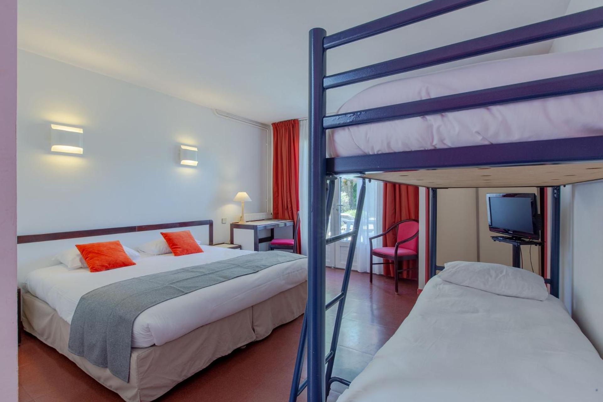 Hotel Mileade Le Domaine De La Blairie - Saumur Saint-Martin-de-la-Place エクステリア 写真