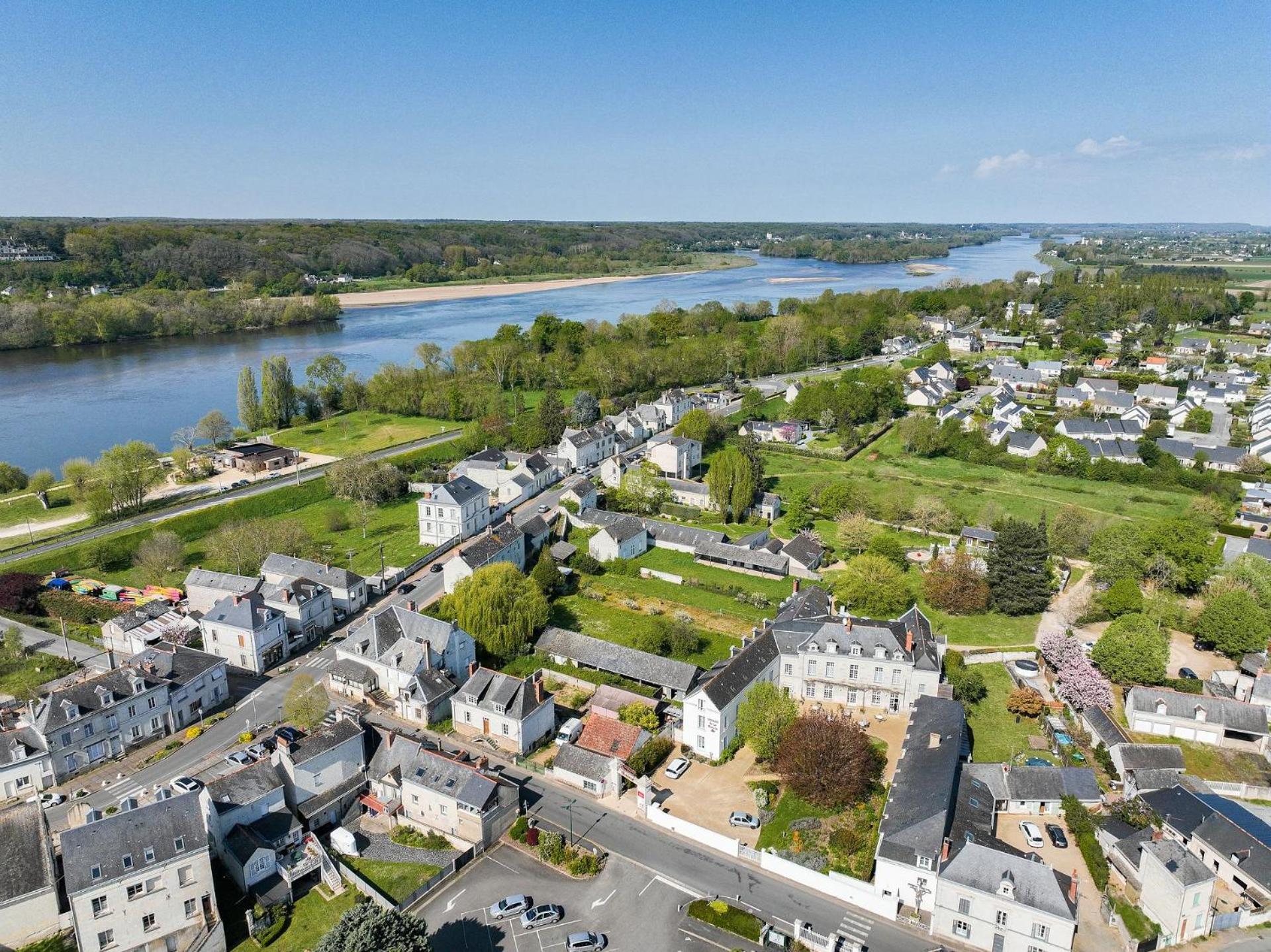 Hotel Mileade Le Domaine De La Blairie - Saumur Saint-Martin-de-la-Place エクステリア 写真