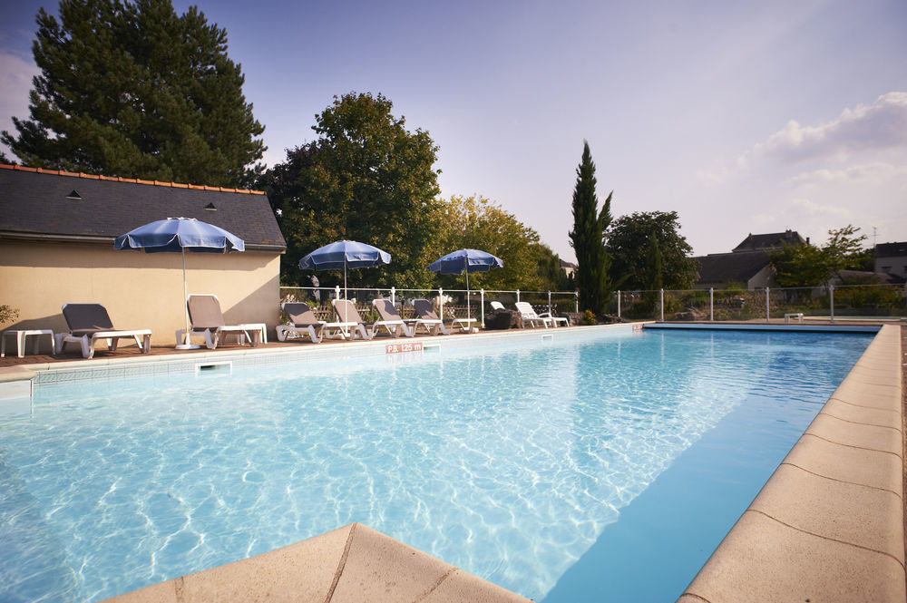 Hotel Mileade Le Domaine De La Blairie - Saumur Saint-Martin-de-la-Place エクステリア 写真